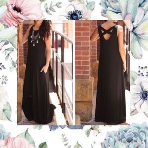 NWT BLK HI LO MAXI WITH CRISS CROSS BACK SM & LG